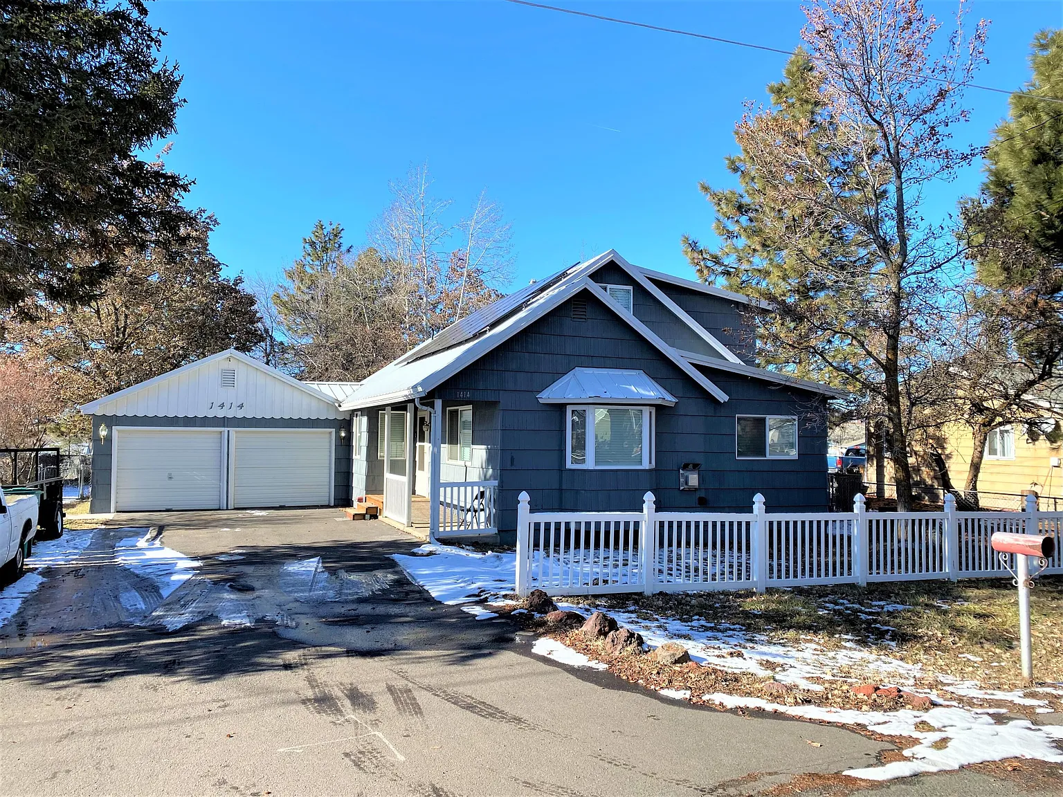 1414 Hope St photo 1
