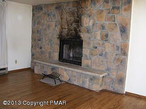 2nd image of 136 Dogwood Ter