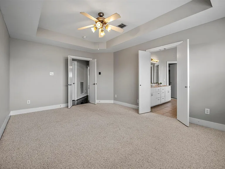 9705 Linkmeadow Ln — Photo 14