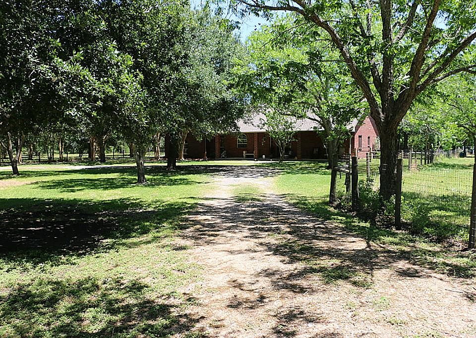 1st image of 5203 Saddle Dr