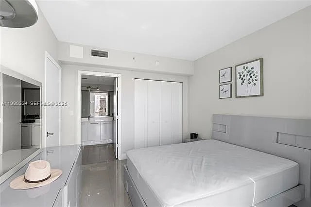 92 SW 3rd St #4702 — Photo 27