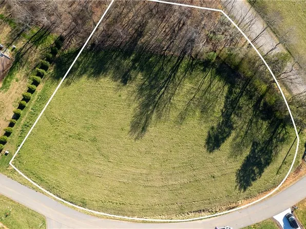 Tbd1 Town N Country Dr, Wilkesboro, NC 28697