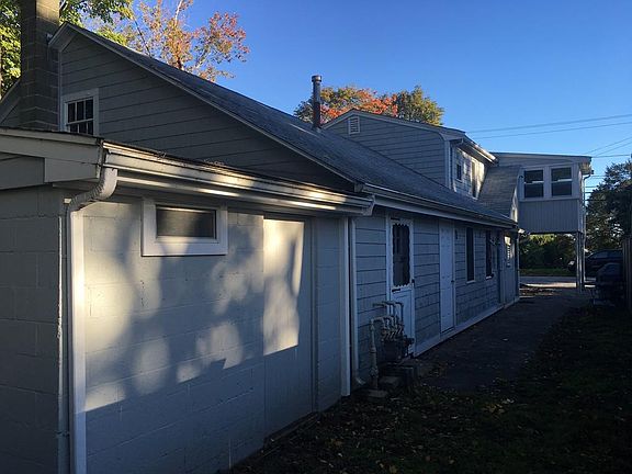 4th image of 333 Merrimac St