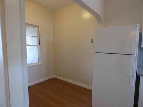 5th image of 4689 Oregon St