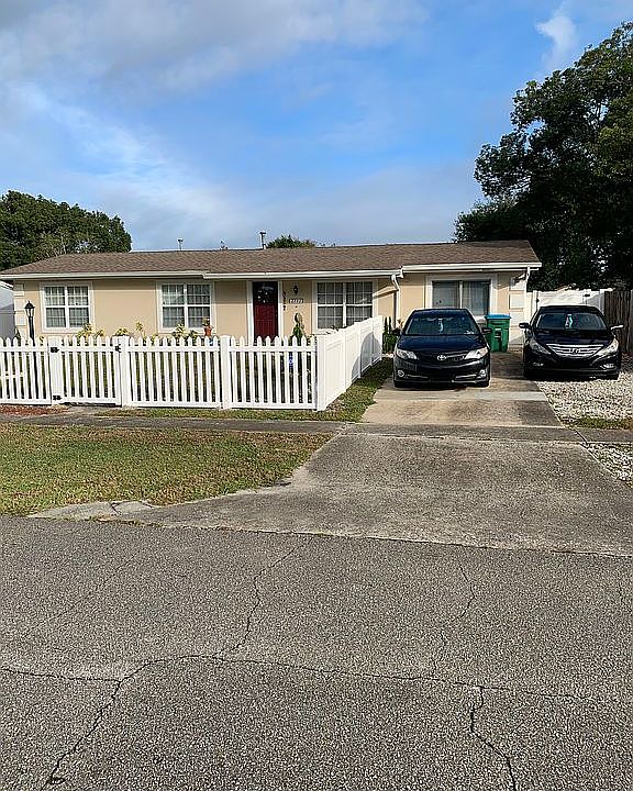 2nd image of 2742 Kimberly Dr