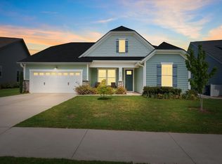 210 Durness Dr, Simpsonville, SC 29681