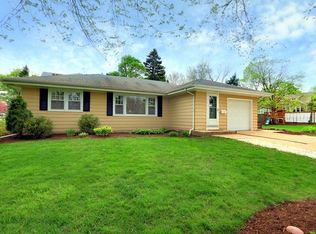 509 Campbell Ave, Wheaton, IL 60187