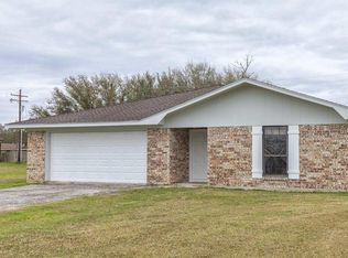 13610 Hamshire Rd, Hamshire, TX 77622