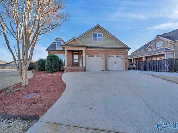 803 Box St, Athens, AL 35611