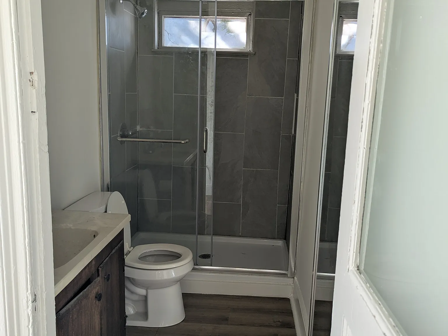 1 bed, 900 sqft, $1,600 — Photo 2