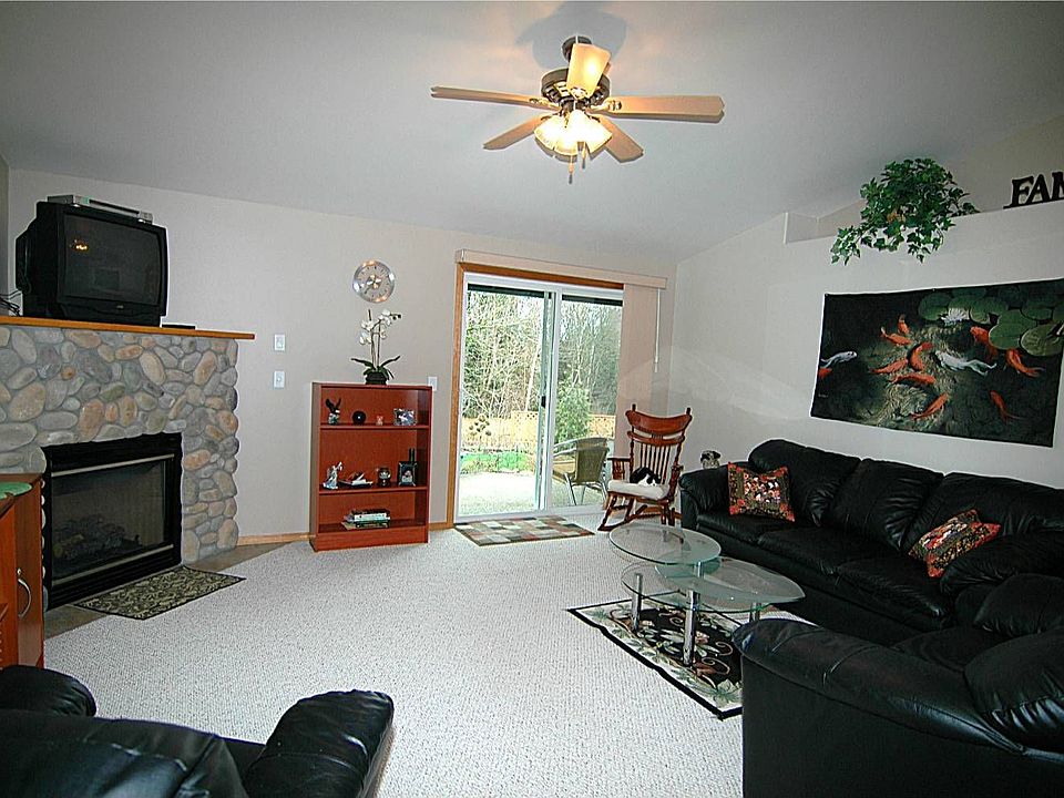 2nd image of 19118 44th Ave NE