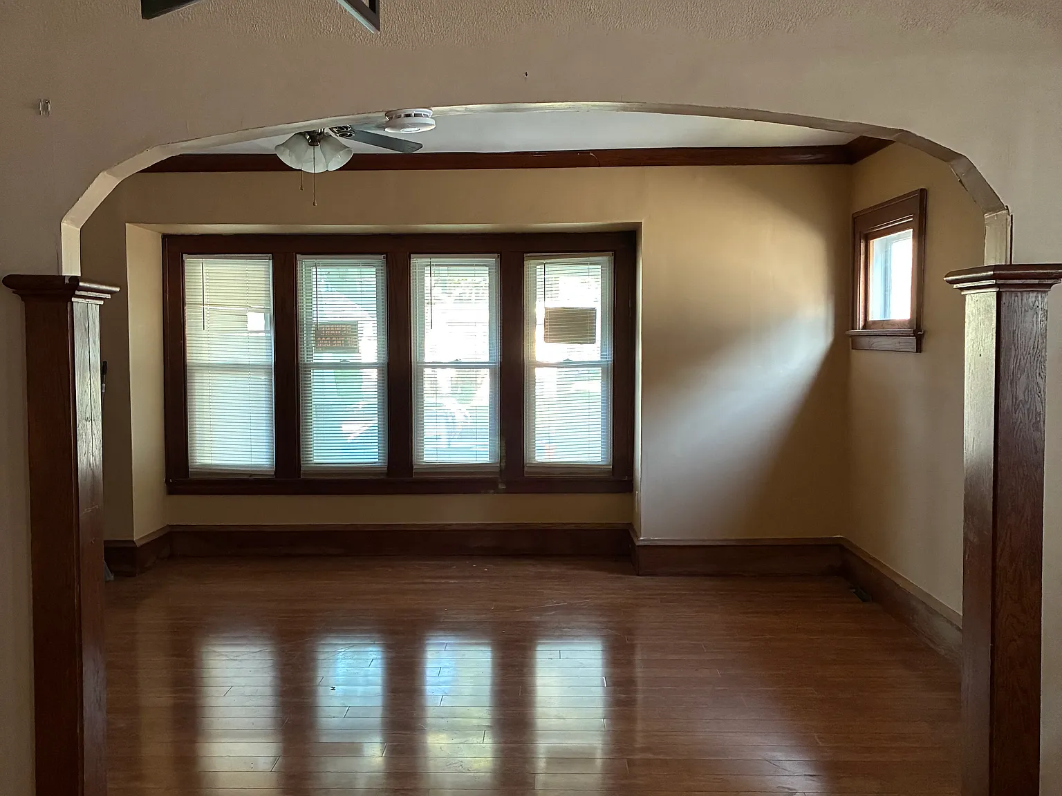 3 bed, 1242 sqft, $1,300 — Photo 3