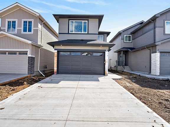 2nd image of 117 Caledon Cres