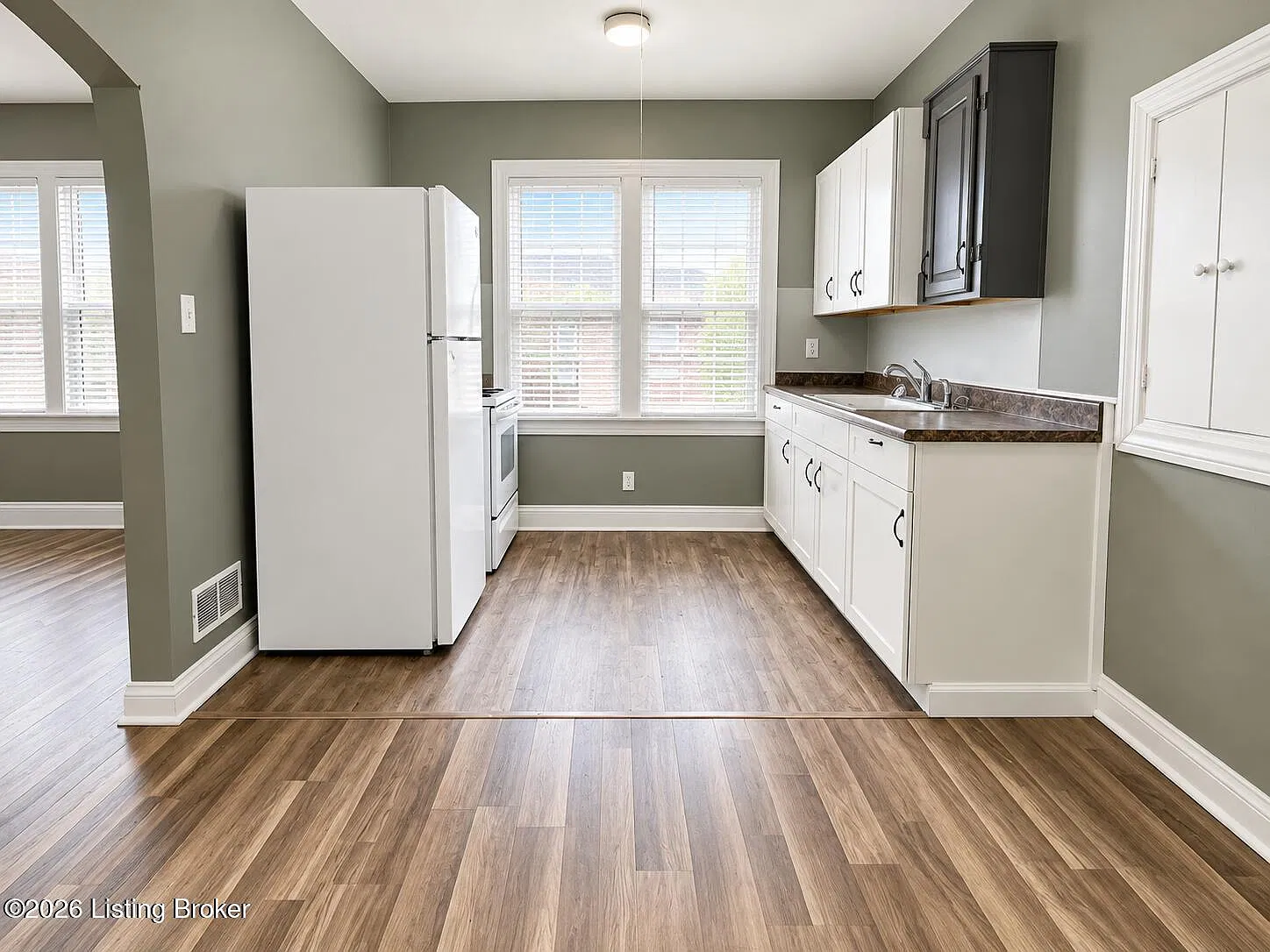 5024 S 3rd St — Photo 3