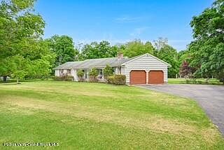 1st image of 984 Blue Mountain Road