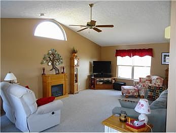 3rd image of 2188 Hutchman Dr