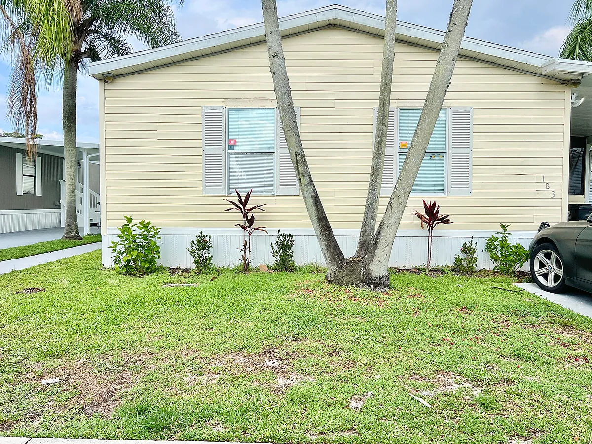 Building Photo - 183 Plantation Blvd