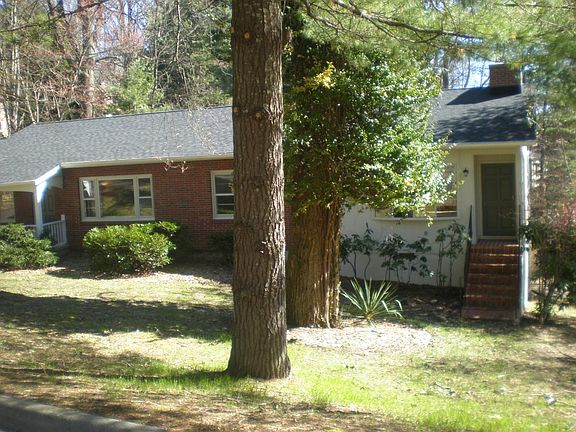 5th image of 1203 Highland Cir