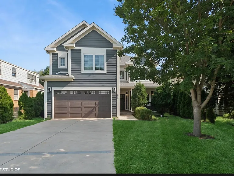 1635 Elder Ln — Photo 10
