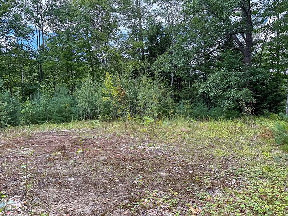 3rd image of 1288 Roxbury Road