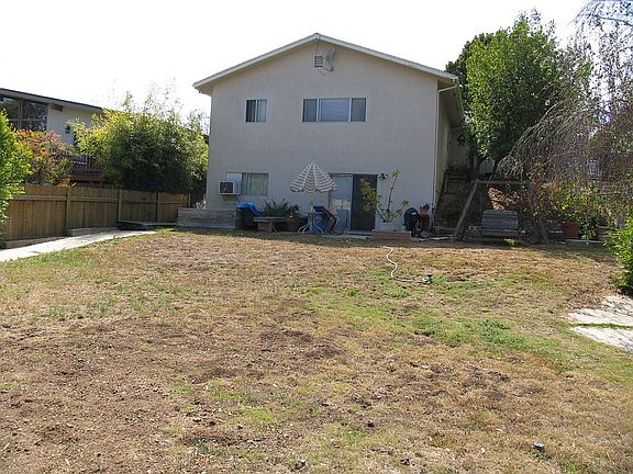 4th image of 456 Court Ave