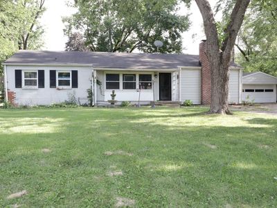 2735 Canterbury Ln, Indianapolis, IN, 46220