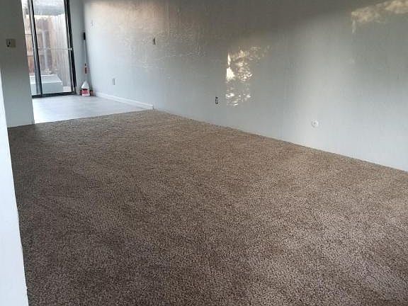 3rd image of 888 Greenfield Ave APT J