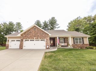 615 Wheatfield Rd, O'Fallon, IL 62269