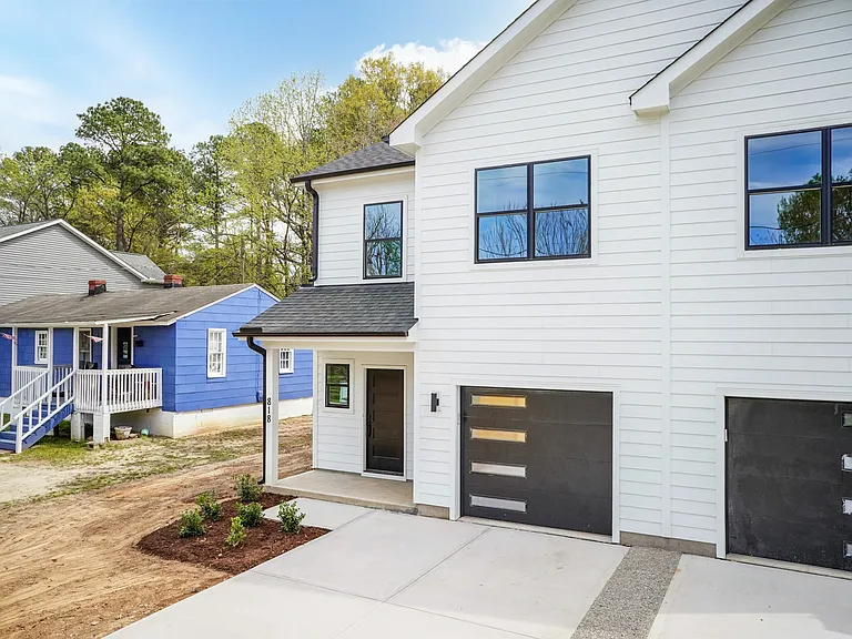 818 N Taylor St — Photo 37