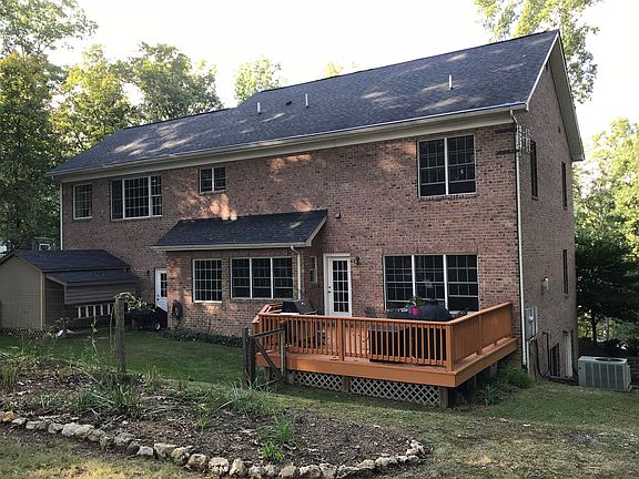 3rd image of 2945 Mill Wood Ln