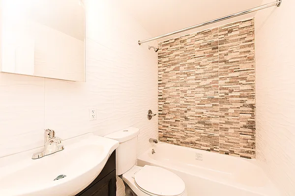 Sold by Keystone Realty USA Corp | media 25