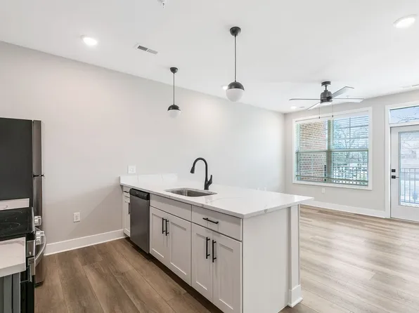 Evelyn, 4701 Forest Hill Ave #319, Richmond, VA 23225