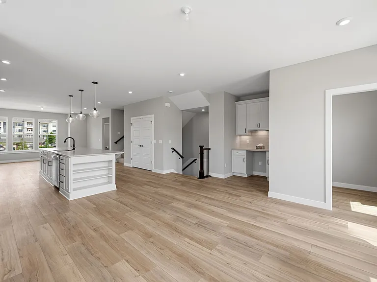 16545 Yellowwood Dr — Photo 12