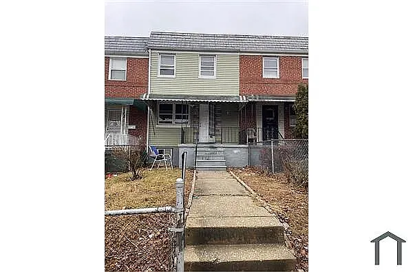 Building Photo - 1299 N Augusta Ave