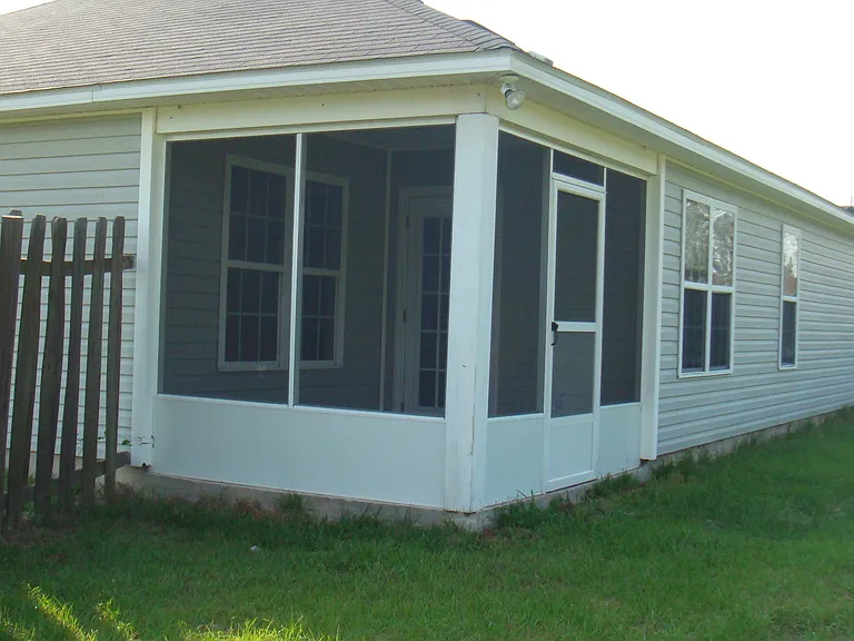 5761 Emily Ln — Photo 11