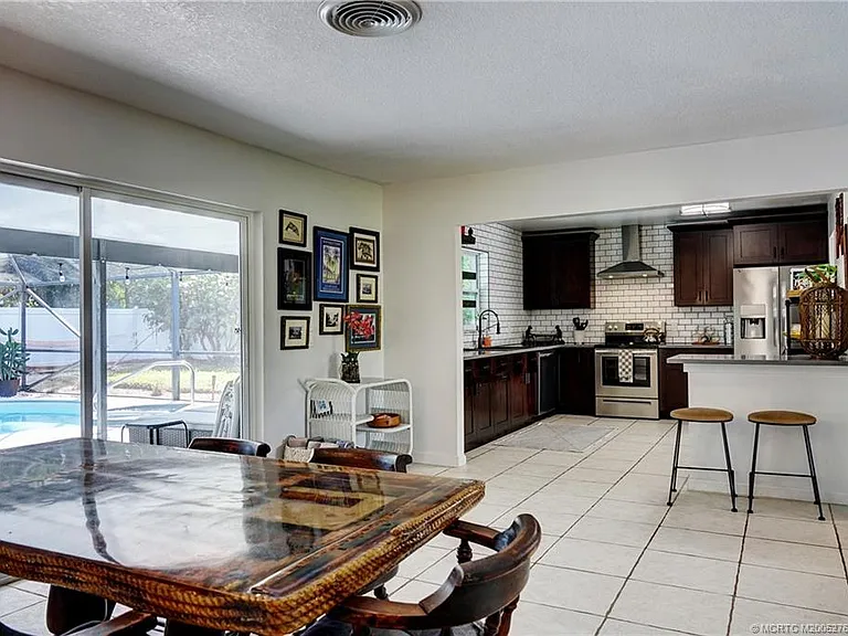905 SE Flamingo Ave — Photo 12
