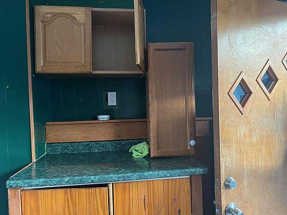 3rd image of 50 Woods Ave
