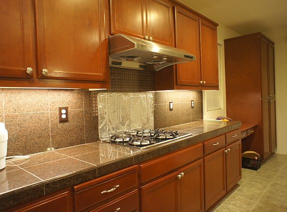 2nd image of 1755 Birchwood Ln