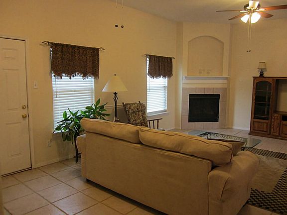 4th image of 12302 Heritage Grove Dr