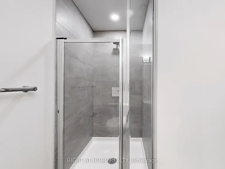 851 Sheppard Ave W #30 — Photo 14