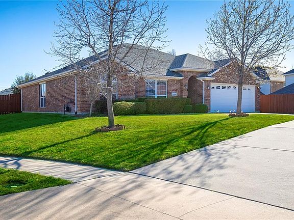 3rd image of 15405 Calico Ct