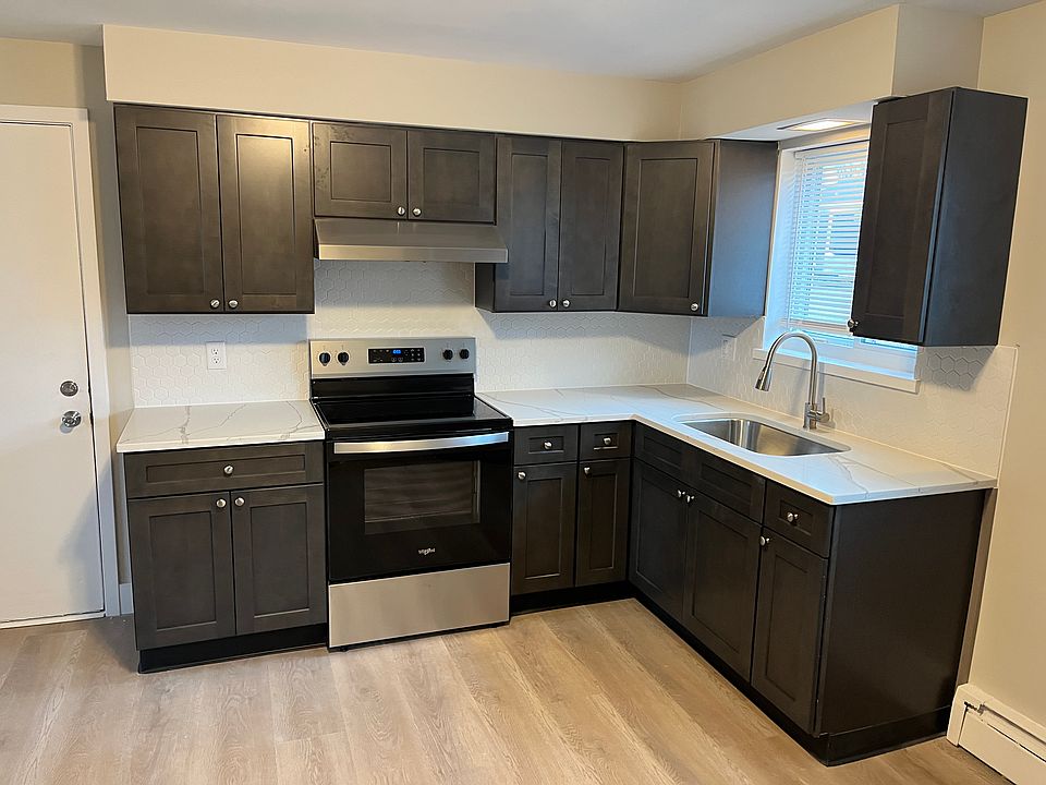 1st image of 328 W Roosevelt Ave #1