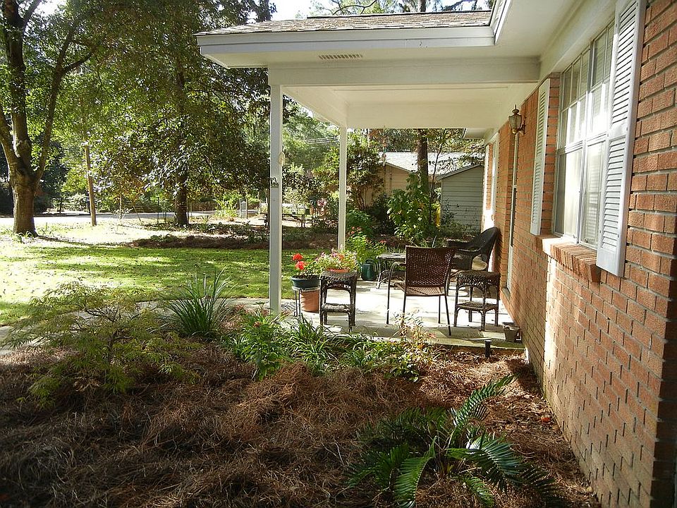 Front porch and yard