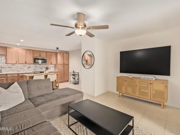 8649 E ROYAL PALM Road #232, Scottsdale, AZ 85258