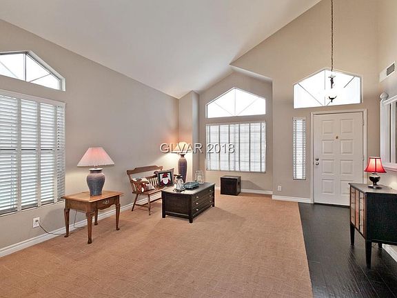 5th image of 1527 Champagne Cir