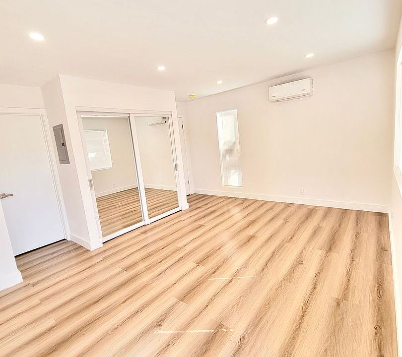 1st image of 140 Montecito Ave APT 106