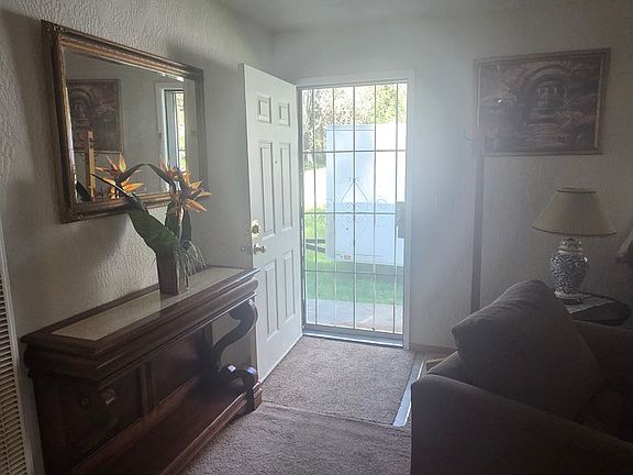 3rd image of 22577 Church St