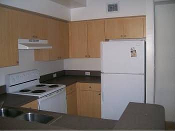 2nd image of 2901 NE 185th St