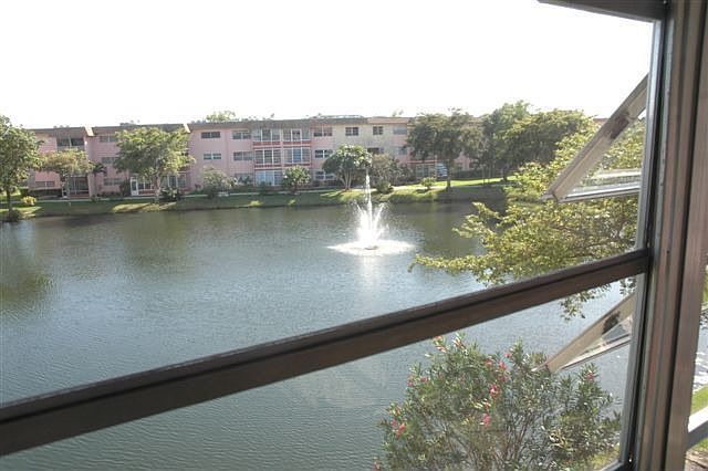 1st image of 5002 NW 35th St APT 308U
