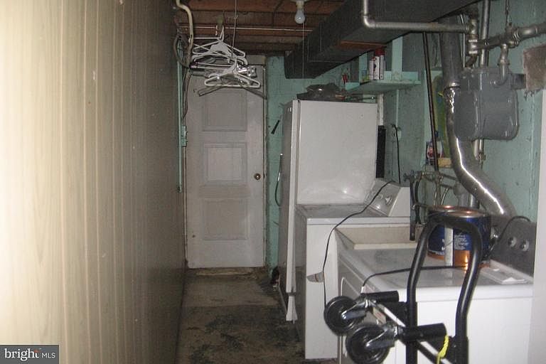 2nd image of 9949 Medway Rd